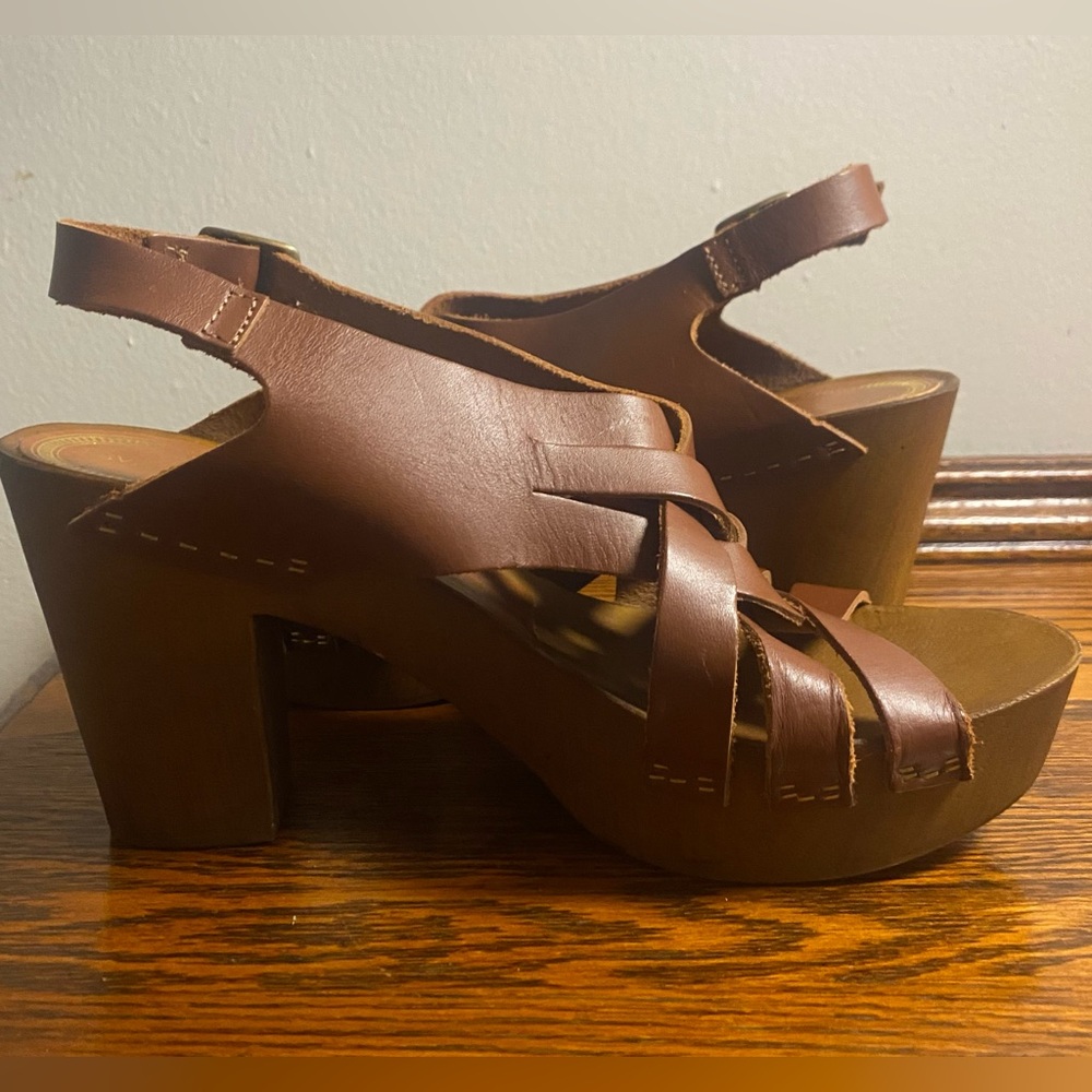 Levi’s Boho Chunky Braided Leather & Wood Platform Sandals Women’s Size 8
